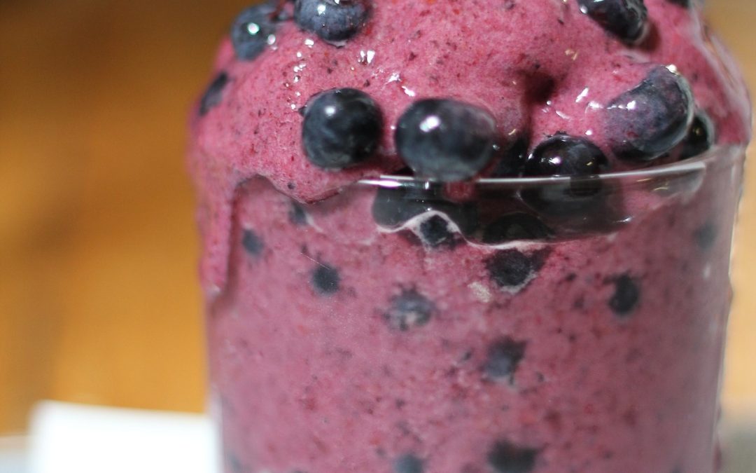 Spiced Blueberry Flax Smoothie